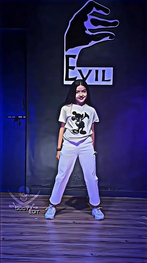 mere mummy ko pasand nahin tu#remixsong #lovesong #alightmotion #edit #explore #shorts #viral #reels