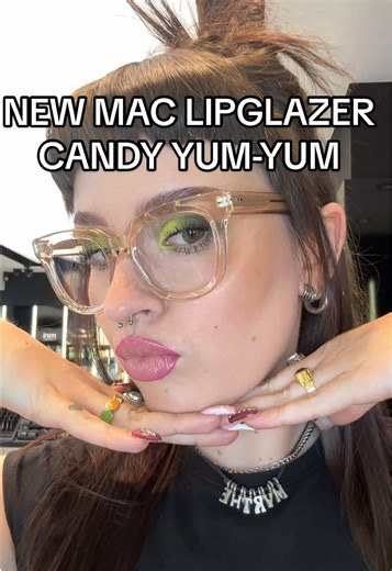 Guide to MAC Lip Glazer Candy Yum-Yum