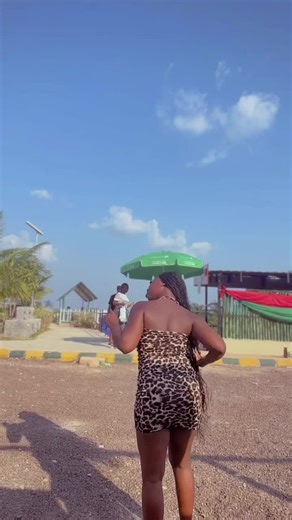 Candy (@candyofgoodlife)’s videos with original sound - artistic being