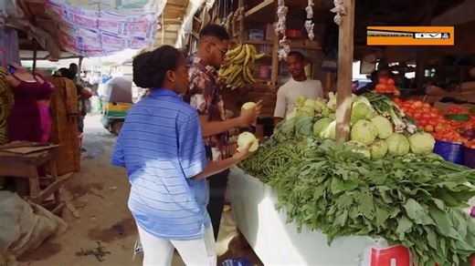 206K views · 10K reactions | Comment le riche et jeune docteur tombe sous le charmes de la pauvre orpheline épileptiqиe en dépit des filles classes qui lui font la cours  | AfroBag TV | Facebook