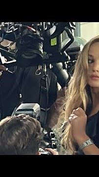 Jennifer Lawrence filming a Longines commercial in NYC 😍🔥