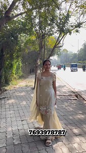 #sareefashion #sareelove #indore #reels Shop- New Ashirwad Fashion Address- 60 feet Road Near 56 Hajar vastu ke pass indore MP | Indore wholesale market