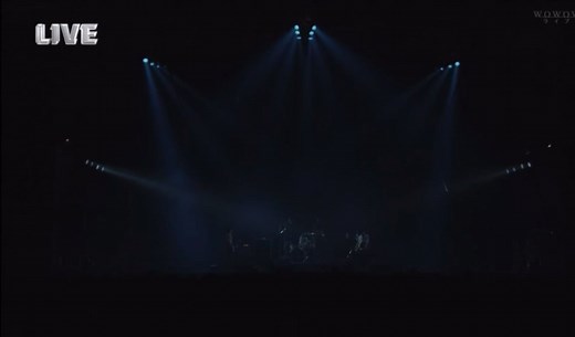 UNISON SQUARE GARDENのライブ映像と桜のあと