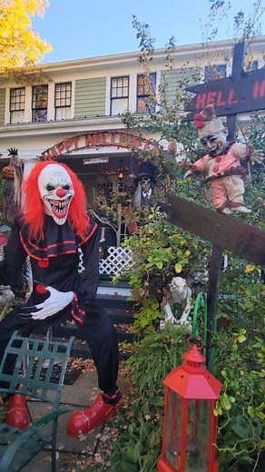 The famous Raleigh Halloween house in historic Oakwood is our family tradition to visit every year and see what is new and to be wowed at the amount of detail and work that goes into decorating this home. It's famous for its elaborate and spooky Halloween decorations including a lawn full of zombies and skeletons. This is kid-friendly. Our girls love it, but parents use discretion based upon your child’s age and personality. Best time to view for photos & videos is late afternoon, early evening 