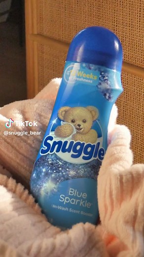 Meet your laundry's new best friend: Snuggle® Crystals ✨ Pair your laundry routine with Snuggle® in-wash laundry scent boosters for additional fragrance and long lasting freshness*. *Up to 12 weeks of freshness *Out of storage #Snuggle #FabricSoftner #Freshness #LaundryTip #LaundryScentBooster