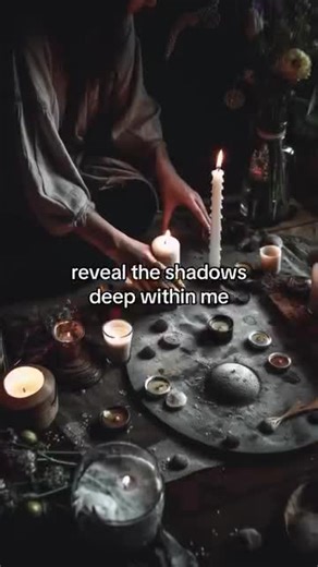 🌑🕯️ Shadow Work and Inner Transformation Ritual 🌑🕯️ The dark moon is a time for profound introspection and transformation. This Shadow Work Ritual guides you into the depths of your subconscious, allowing you to confront and integrate hidden aspects of yourself. Embrace the shadows and let them lead you to greater light and understanding. 🖤✨ Ritual Steps: 🤍Cleanse your space with incense and set up your altar with a black candle, a small mirror, a bowl of water, salt, and a grounding cryst