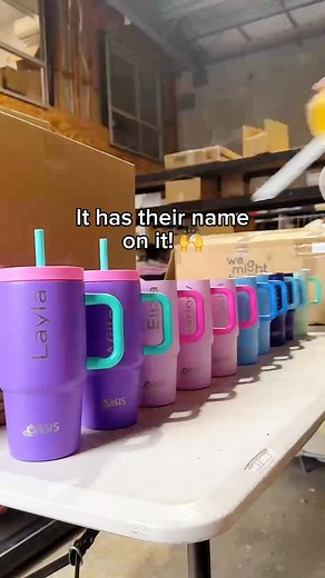 It’s back! Our biggest engraving event of the year! Get personalised bottles, tumblers & lunchboxes for just 1¢! Perfect for Christmas gifting 🎄 | The Bento Buzz