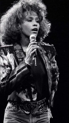 Whitney Houston “how will I know” live 😍 #shorts