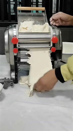 The easiest mini machine forgrinding all kinds of baking powder as needed.