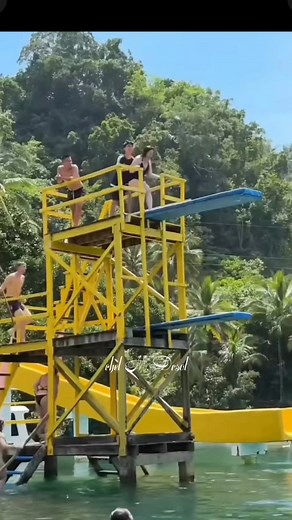 Ang stwet nman nakakarelax maligo | Chel M. Desol