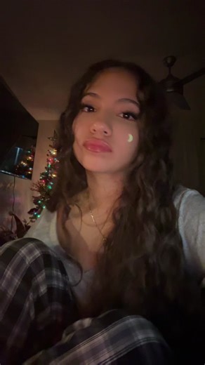 neptune 🌺 (@not_nep2)’s video of how to pop your hair tutorial