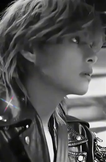 Відео користувача 1Kvitka (@1kvitka) з композицією «Harley Fvcking Quinn (feat. Marcus McCoan) - Sarah de Warren & Biometrix & Euphoria»