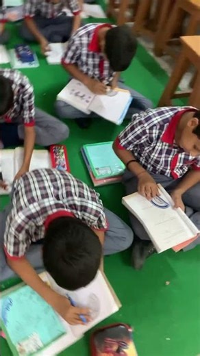 Angle measurement activity using protractor class VI