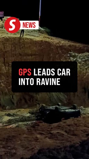 Five Chinese nationals injured as car plunges into ravine in Machang