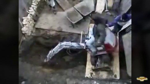 Les pires fails de pelleteuses - Compilation de dingue