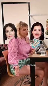 Die keer dat Anne-Marie Jung íets te veel van zichzelf liet zien op het podium... Beluister nog meer komische en verrassende backstage-verhalen in onze podcast 'De Artiestenfoyer'! 🎧 | DeLaMar