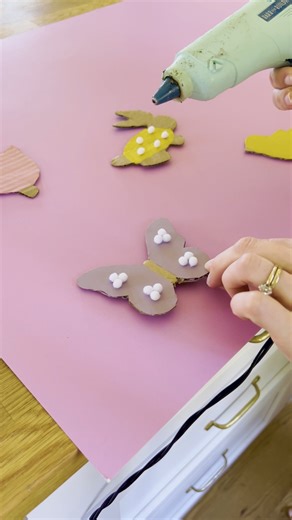 Turn leftover cardboard into the cutest spring magnets 🦋🌷🐰 | HGTV