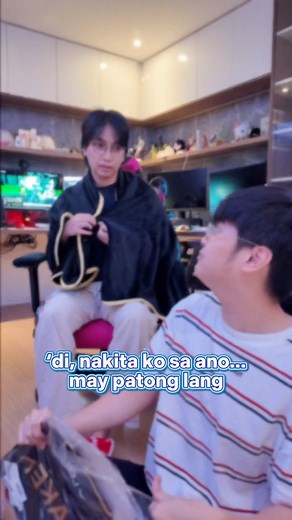 501K views · 11K reactions | T1 Merch unboxing with Ohmyv33nus! | Wise Gaming | Facebook