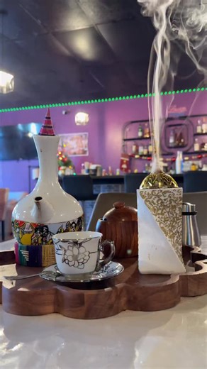 Made my way back to the city’s only Ethiopian restaurant, Sara and Tedros Ethiopian Restaurant, for the Ethiopian coffee. I know nothing about coffee, couldn’t tell you anything about it other than I love the food here, don’t drink coffee regularly but just felt like supporting a locally owned business I want to see succeed. Who knows maybe there are coffee fans out there that may not be familiar with this type of coffee and want to give it a try. If not, the food here doesn’t miss. 📌 327 N Hil