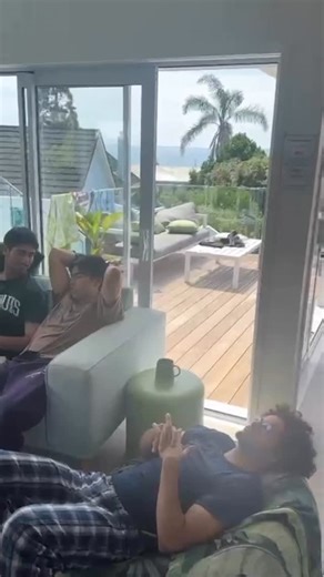 Ibraheem Bakeer on Instagram‎: "Received a lovely video from New Zealand 🇳🇿 listening to my Maqam Kurd recitation — a beautiful surprise to see people on the other side of the world listening to Qur’an from a recording Allah made a means for. May Allah accept and grant sincerity. Love you all for Allah’s sake, and hope to visit New Zealand soon, in sha’Allah.#maqamat #indonesia #حجازيات #مقامات #بكير"‎