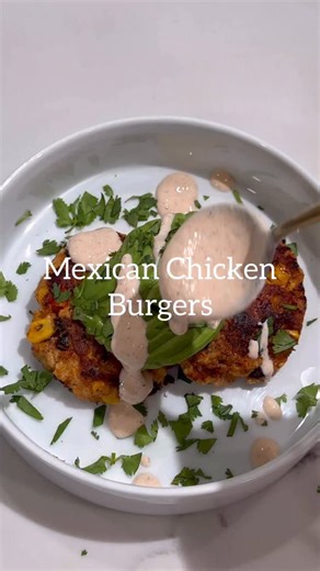 Dayami from Miami I Real Food Recipes on Instagram: "Recapping my 5 top recipes of 2025!! And at #4 is….. HIGH PROTEIN MEXICAN CHICKEN BURGERS: These Mexican chicken burgers are absolutely delicious and are super easy to make and are the perfect weeknight meal or meal prep option. They are packed with protein, veggies and the chili lime yogurt sauce just takes them to the next level. Tag me if you make these Mexican Chicken Burgers and follow for more easy real ingredient recipes. Ingredients: B