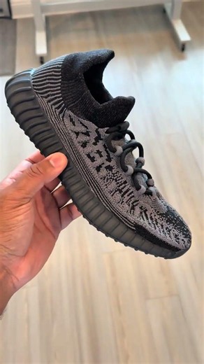 adidas Yeezy Boost 350 V2 #yeezy #yeezy350 #adidas #shoebacca #tiktokshopsummersale
