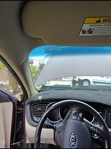 16K reactions · 995 shares | Windshield removal with WRD Orange bat #autoglass #windshield #mobileservice #windshieldreplacement | Limitless Auto Glass | Facebook