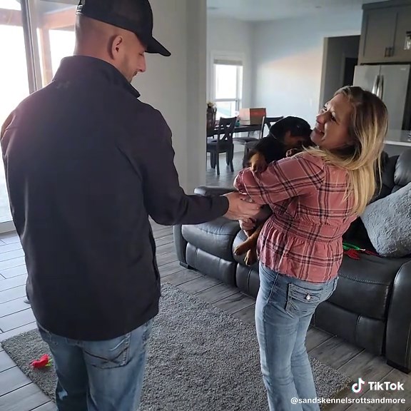 We love rotts? What abt you? #fypシ #RottiesofTikTok #rottweiler #puppylife #puppytiktok #Rottweilers #Rotts #rottweilerdog #rottweilerlife #bittersweet #kingdomworker #kingdomworkers #Therapy #GriefTherapy #Companionship #Security