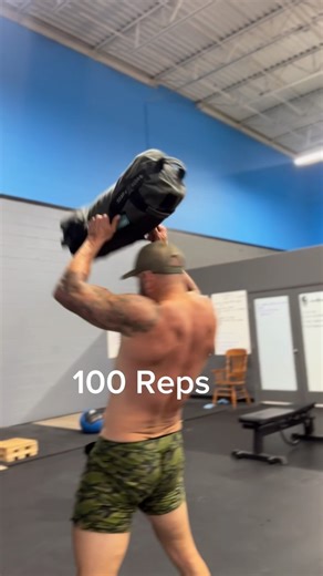 This is one of the moves in our #mission300 training plan on our Brute Force WOD app. Great way to: 1- Finish a training session 2- Get a quick session in when you’re short on time Notes: - Use moderate weight, nothing too heavy that you over stress your low back - GET YOUR HIPS LOW and drive through your legs to avoid note 1 😎 | Brute Force Training