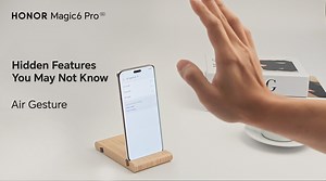 8.4K views · 58 reactions | Experience the magic of convenience with the air gestures on the #HONORMagic6Pro You can now navigate your phone without even touching it! Explore more in the tutorial video Learn more: https://bit.ly/Magic6Pro-Fb #HONORMalaysia #HONORMagic6ProMY #DiscoverTheMagic | HONOR Malaysia | Facebook
