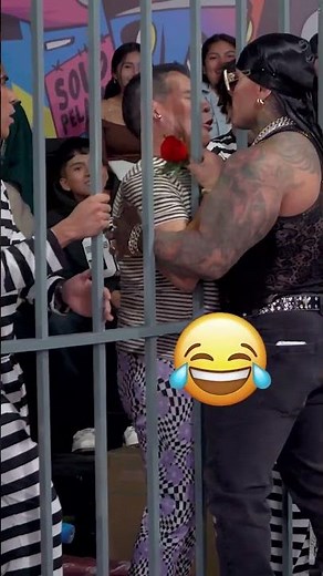 ¡"Oiga, un metro de distancia": El reclamo más incómodo y gracioso de Jefferson! 😂💥