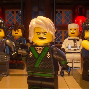 689K views · 954 shares | 快來看 #樂高旋風忍者電影 中文配音版官方預告！ 白天單親小屁孩，晚上忍者大英雄！ #樂高玩電影 #樂高蝙蝠俠電影 製作團隊 打造青春叛逆史詩，拿出正義拼老爸！ 【樂高旋風忍者電影】10月6日(週五) 國慶連假中英文版上映 #做自己的英雄 | 華納兄弟台灣 | Facebook