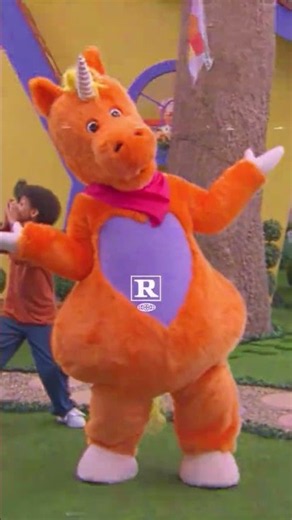 "the kids wanted to tell you something so i had them make this" #buddy #itsbuddy #horror