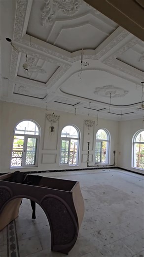 Luxury Golden Ceiling Design Ideas