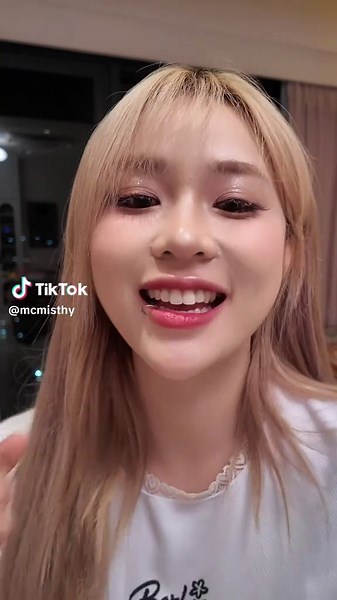 Xinh gái. 💓💓 | bank