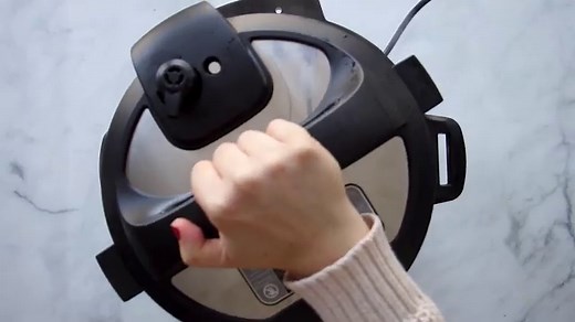 Instant Pot Cauliflower Curry