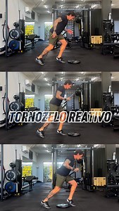 Variabilidade está diretamente relacionada com o processo de aprendizagem do organismo.🧠 Quanto mais informações o seu corpo tiver vivenciado, mais pronto pro cenário de jogo ele estará.⚽️ Pra aprender a treinar de forma correta pro Futebol, já segue o @rafaxabreu 🫡 Aqui é ALTA Performance!⚡️ #treinar #futebol #jogador | Rafa Abreu