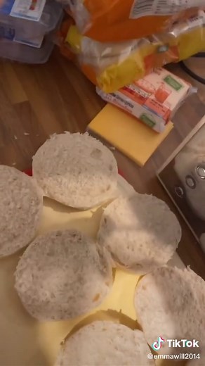 Batch cooking PART 1 BREAKFAST #emmawillfamily #fyp #foryoupage #tiktoktraditions #xyzbca #tiktok #food #batchcooking #cooking #cookinghack