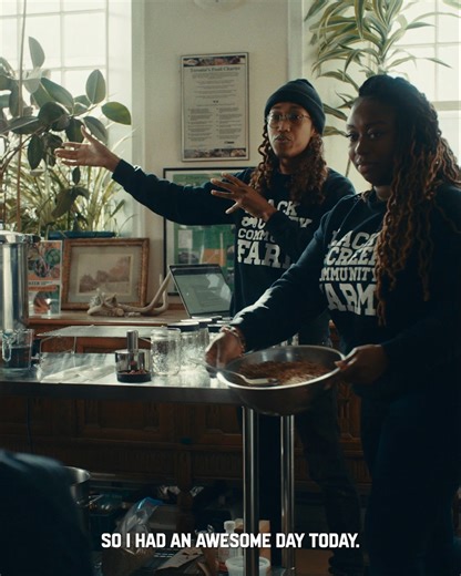 We’ve got a BIG surprise for FoodShare & Black Creek Community Farm (BCCF) 🎉 The Toronto Maple Leafs and LG Canada are proud to support FoodShare and BCCF as LG Community Heroes! These incredible organizations is committed to fighting food injustice through sustainable programming and community-led food distribution projects. LG Global | bit.ly/43LOyxu | Toronto Maple Leafs