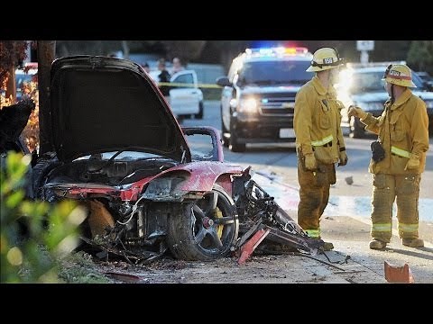 'Fast & Furious' Star Paul Walker Killed in Car Crash