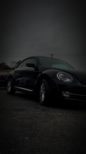 🌸 2013 Volkswagen Beetle 💪1.2 AUTOMATIC 🖤 98k/km 2026 has begun and summer is not far ☀️ be the first to get this beautifull, little city run around🚙🪲🖤 📍East Coast Cars, Slane, Co.Meath. 📲 353 (87) 100 3980 #carsales #ireland #vwbeetleclub #vwbeetle #fyp