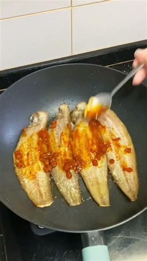 经典家常香煎龙利鱼 | Homemade Pan-Fried Sole 🐟✨ #cooking #willa食韵纪#delicious #recipe #easyrecipe #fish #美食教程