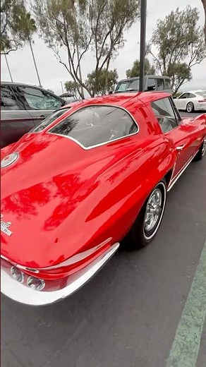 1963 Chevy Corvette Split Window C2 #cars #sportscar #classiccars #corvette #vintagecars #chevy #v8