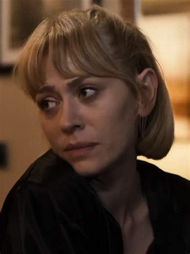 Dünyaya Turp Gibi Döndüm: Derya ve Hazal Türesan