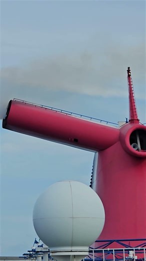 Peaceful Day at Sea Carnival Breeze