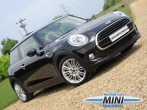2K views · 11 reactions | Enjoy the Sun  with this Panoramic Roof Mini Cooper.... 2017 Mini Cooper (Chilli Pack)....26k...£11,499 ✅Chilli Pack ✅17" Alloy Wheel Upgrade ✅Panoramic Glass Roof ✅Digital Radio ✅Bluetooth Connectivity ✅£20 RFL Finance & Part Exchange deals welcome...visit our website for additional information... | Norfolk Cars Ltd - Mini Specialist | Facebook