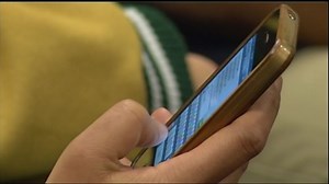 Schools say cellphone bans caused by parents' texting