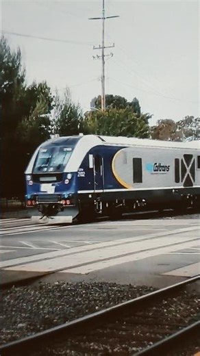 Amtrak SC 44 Caltrain Amtrak Capitol Corridor ‪@amtrak‬ Arrive at Martinez