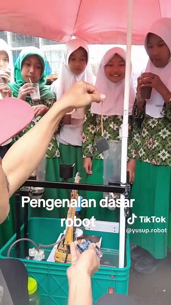 Pengenalan Dasar Robot dan Mainan Edukasi Anak