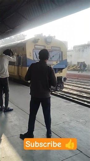 delhi railway station inside view #metro #shorts #delhi #tutorial #tutorials